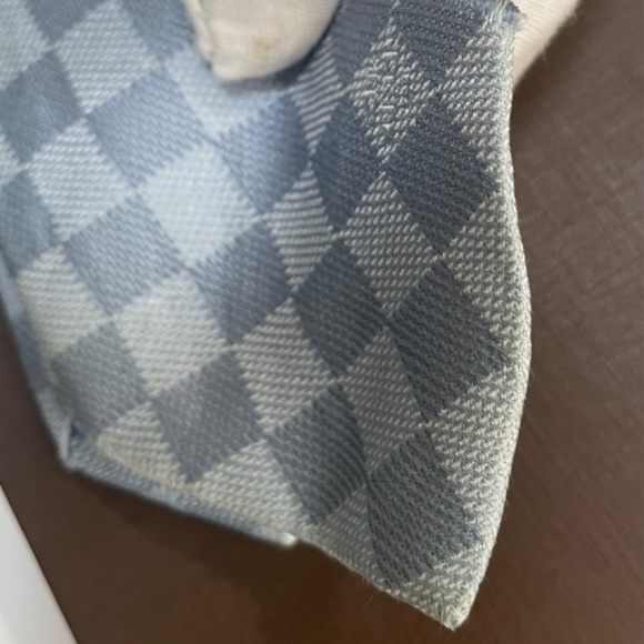 Damier Classique Tie S00 - Men - Accessories | LOUIS VUITTON ® Louis Vuitton Damier Classique Tie
